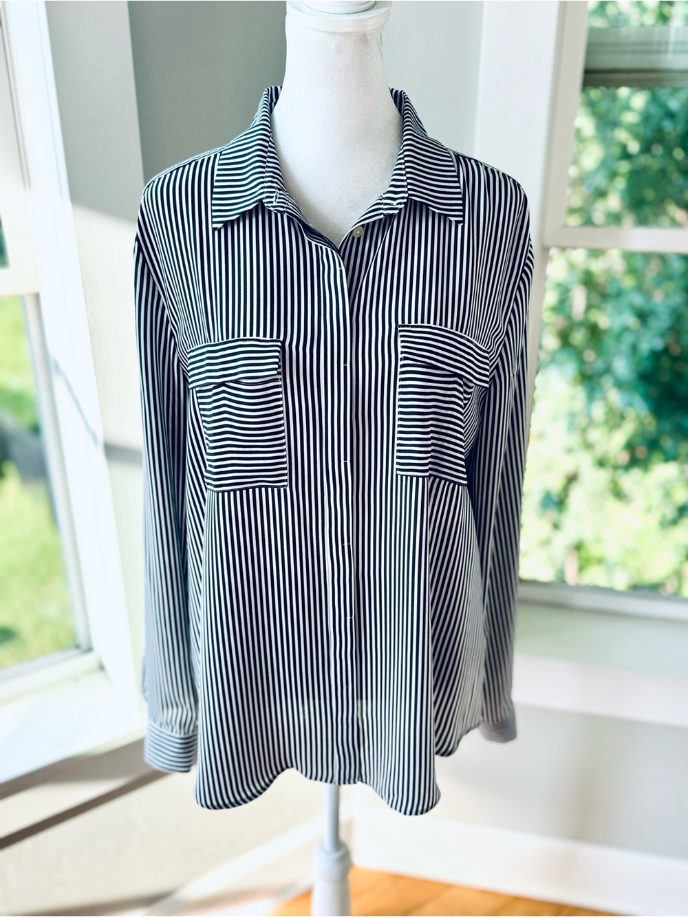 LOFT Black White Striped Collared Sheer Button Down Shirt Blouse Top Sz Medium